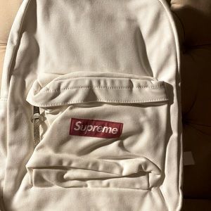 NEW! Supreme Backpack